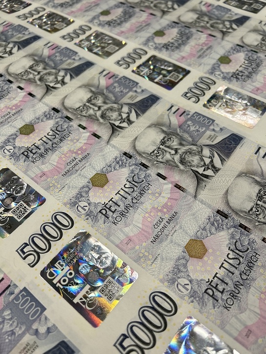 Výroční bankovka ČNB 5000 Kč s přítiskem včetně obalu ČNB