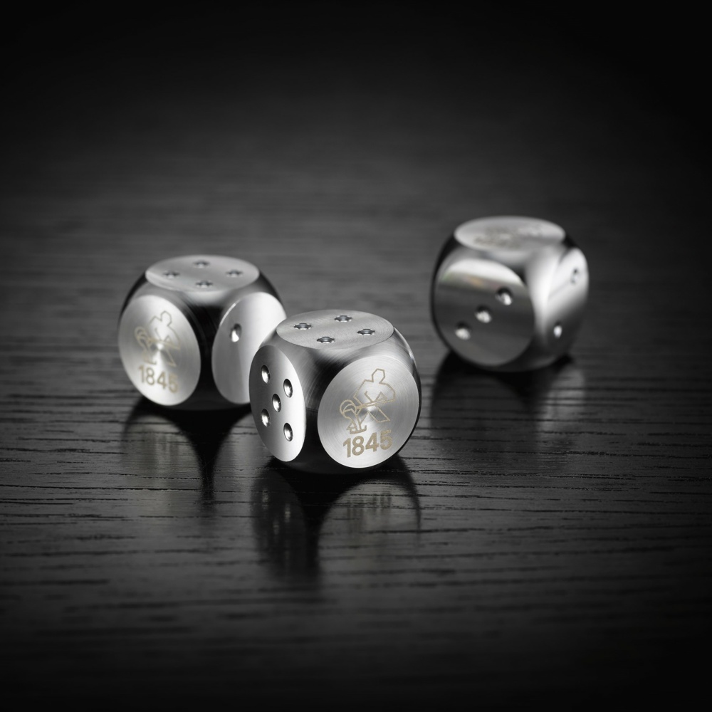 Set of 925/1000 silver cubes